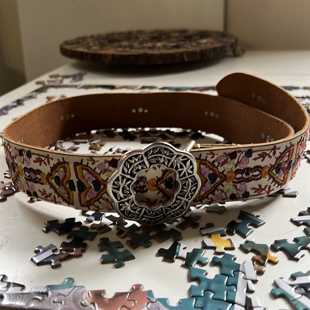 Lucky Brand retro belt